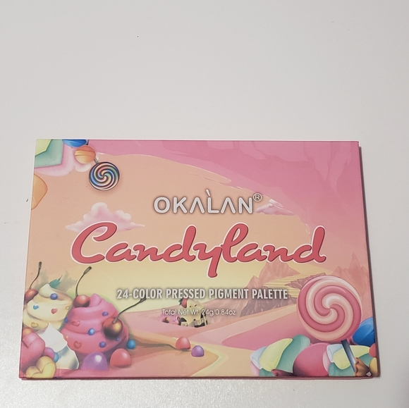 Makeup palette for women - Picture 2 of 3